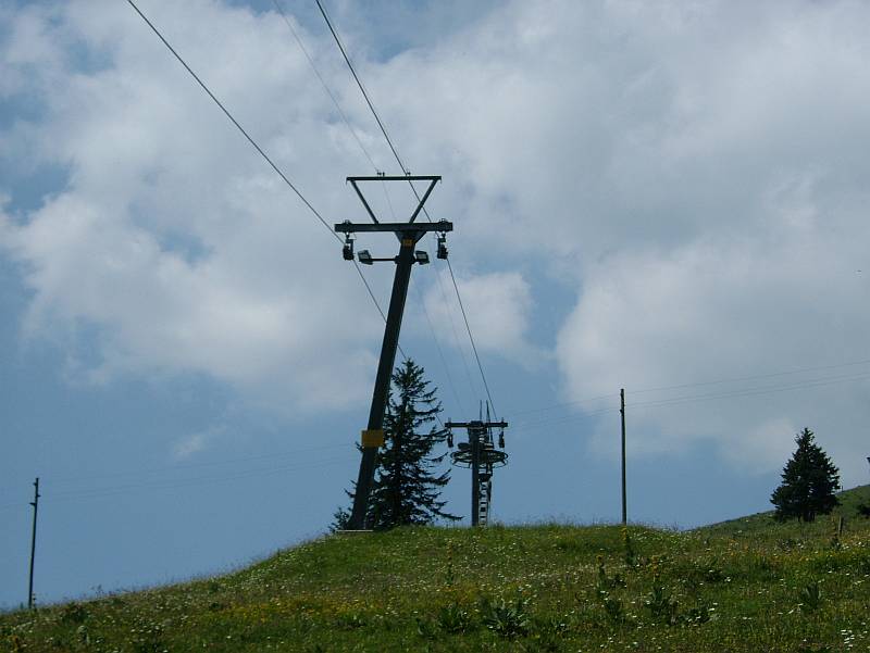 Bergstation des Schlepplifts Les Rasses 3, Juli 2006