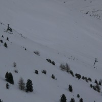 Zoom zum stillgelegten Schlepplift La Gitza, März 2008