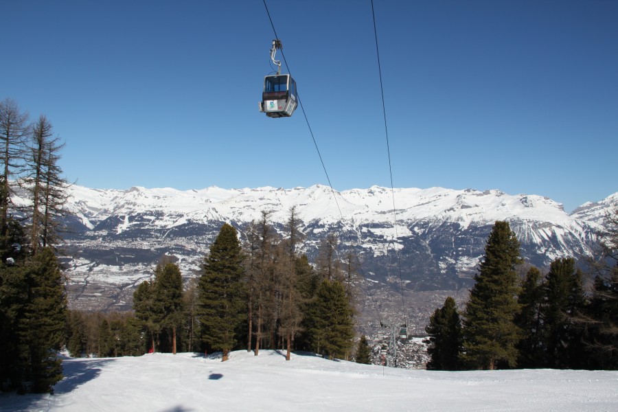 Kabinenbahn Siegeroulaz-Crêt du Midi, März 2012