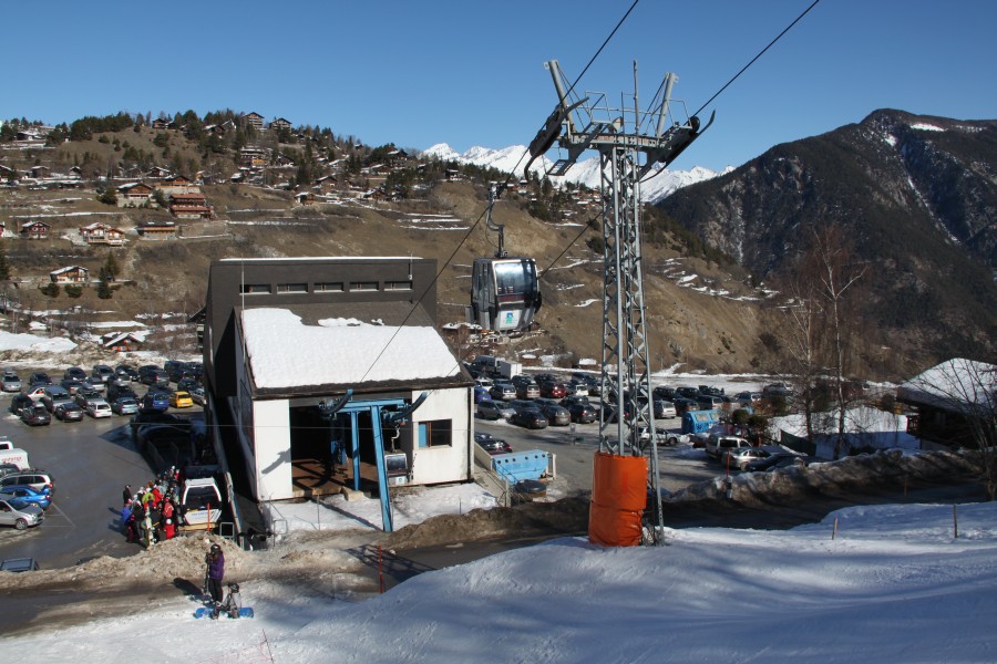 Talstation der Kabinenbahn Vercorin-Siegeroulaz, März 2012