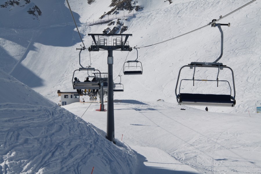 Sesselbahn Chalberhöni-Les Gouilles, März 2010