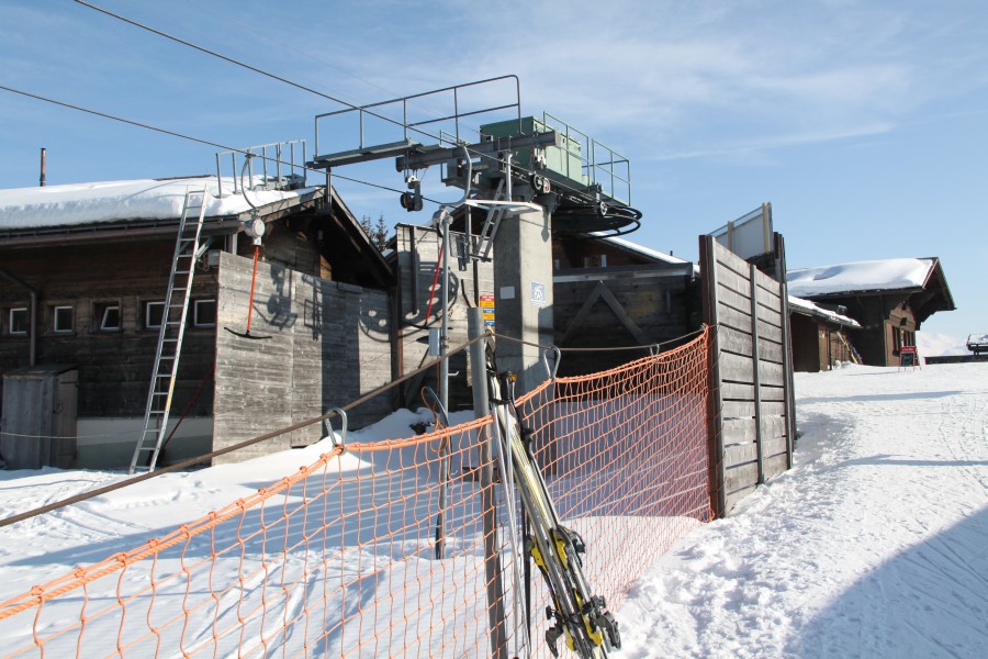 Bergstation des Schlepplifts Schopfen-Eggli, März 2010