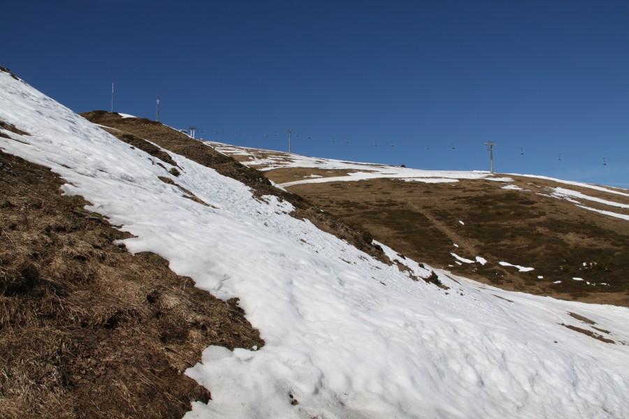 Schneemangel an der Sesselbahn Col de Bretaye-Chamossaire, März 2011