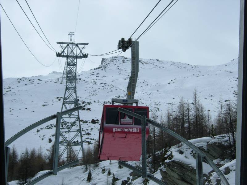 Luftseilbahn Gant-Hohtälli, April 2006