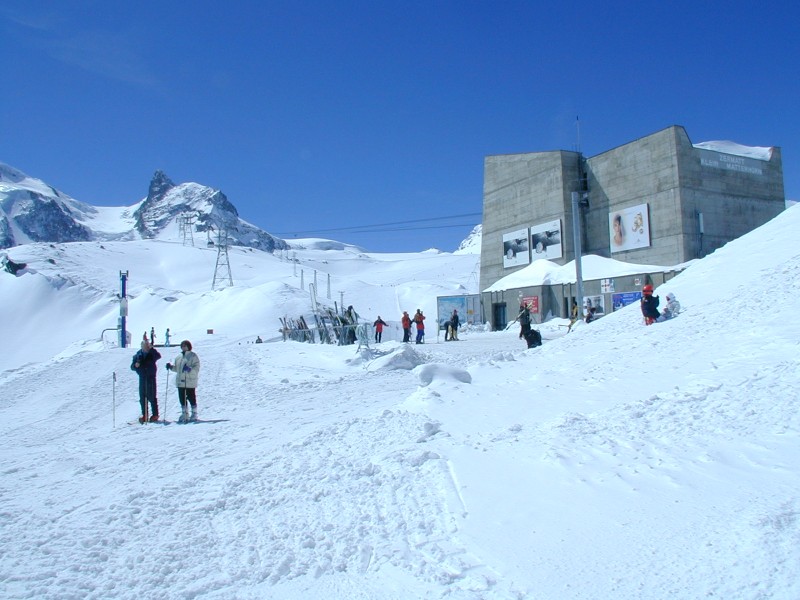 Luftseilbahn Trockener Steg-Klein Matterhorn, April 2001