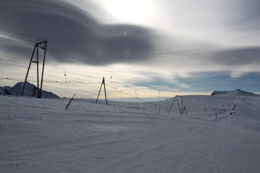 Schlepplift Gobba di Rollin, erbaut 1980 durch Von Roll als Verbindungslift zum Klein Matterhorn, Oktober 2011