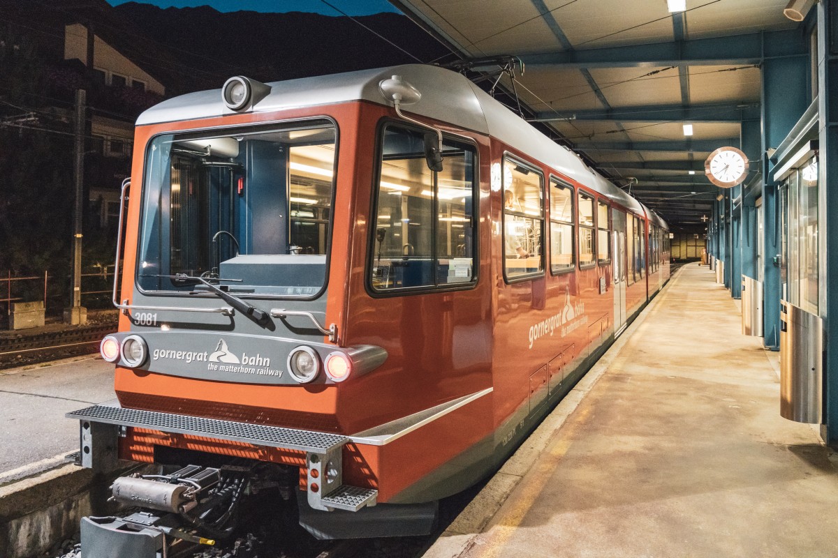 Zug der Gornergratbahn in Zermatt, September 2019