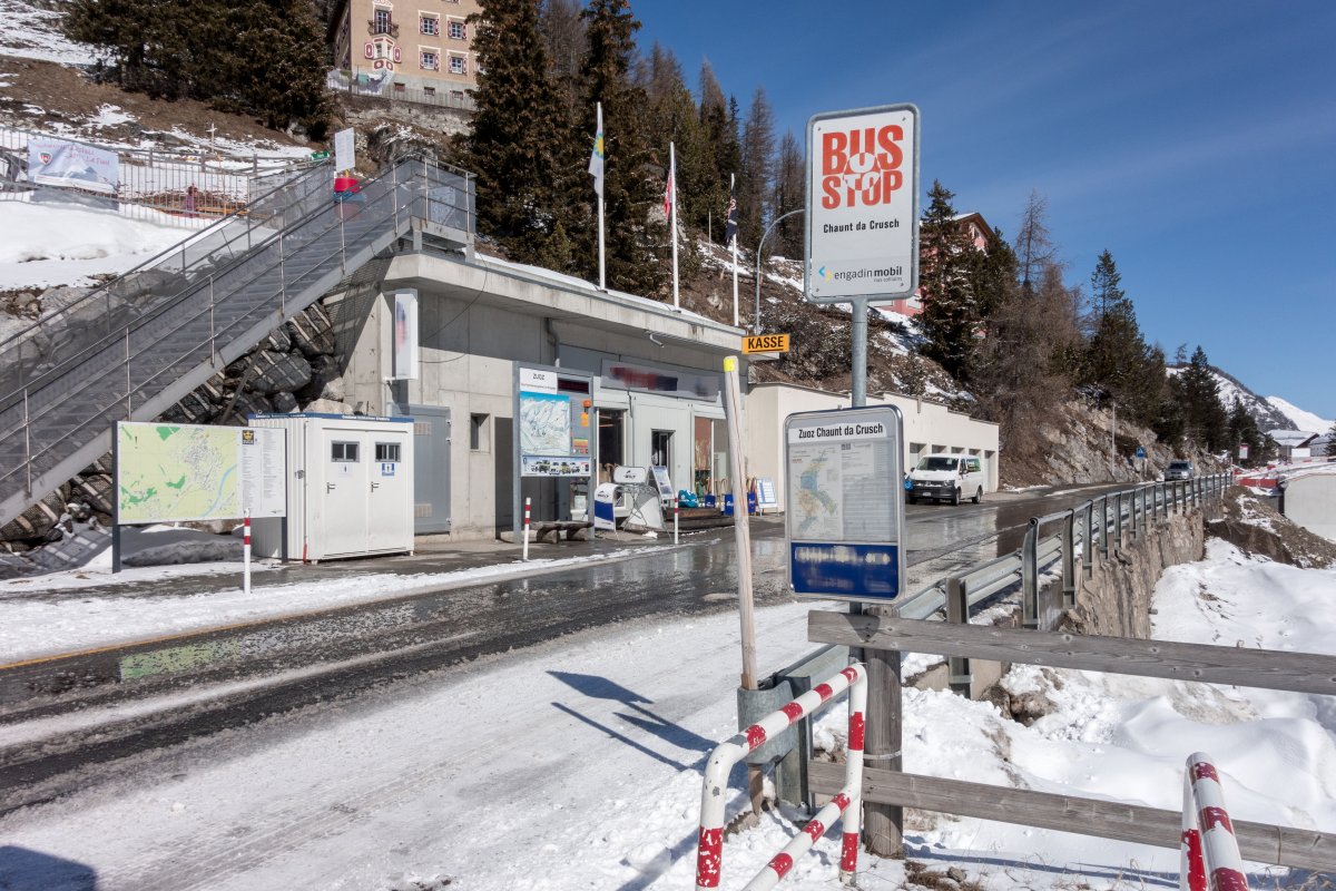 Einstiegspunkt Chastlatsch im Skigebiet Zuoz, März 2019
